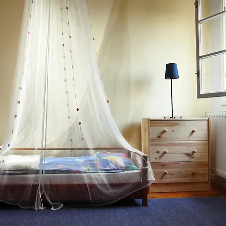 Nobuta Vendeghaz Feriehus *